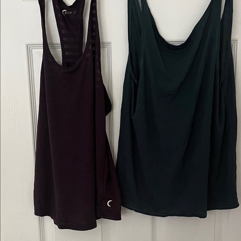 Stylish Women's Tank Tops - Black and Dark Green